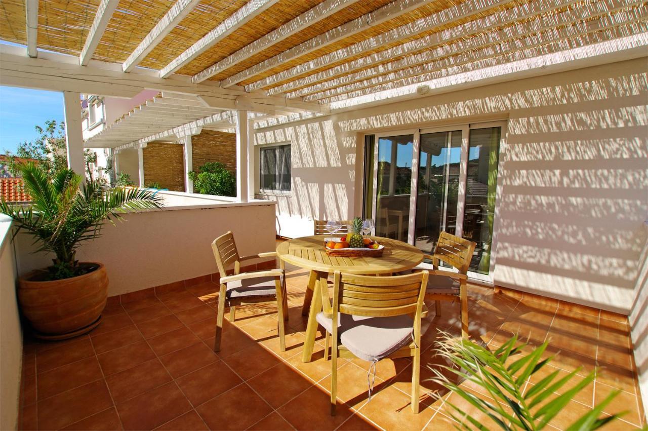 Apartman Murter Center 4+1 Id 720 Apartman Kültér fotó